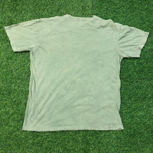 Men's Distressed Green DC Comics Graphic Tee - Picture 2 of 4